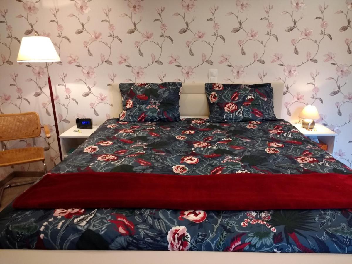 Bed and Breakfast Les Ecureuils Revin  Экстерьер фото